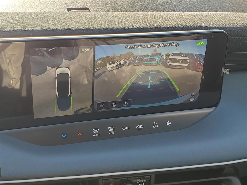 New 2026 Nissan Leaf image 19