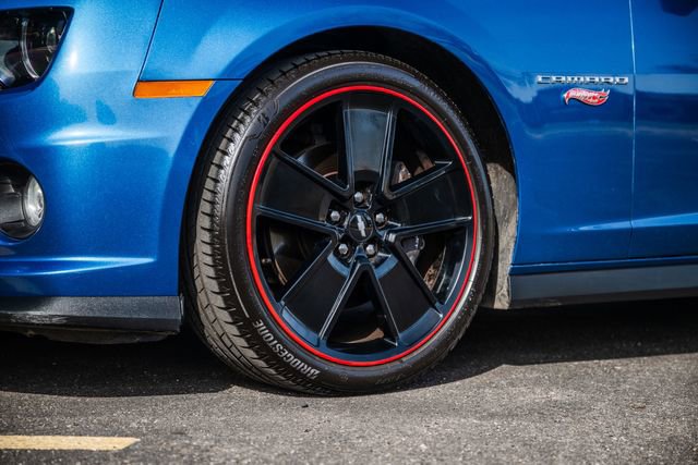 Used 2013 Chevrolet Camaro SS w/ Hot Wheels Special Edition RWD image 59