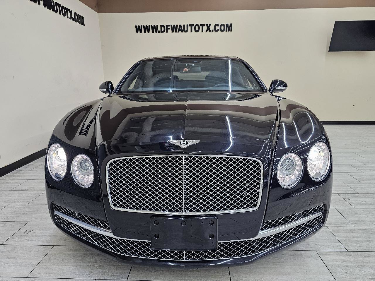 Used 2014 Bentley Flying Spur W12 AWD/4WD image 3