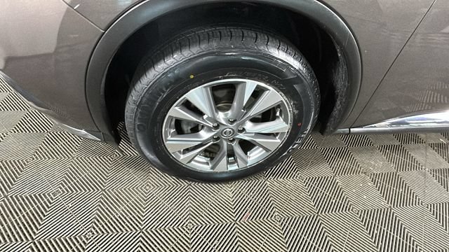 Used 2018 Nissan Murano SL w/ Moonroof Package AWD/4WD image 9