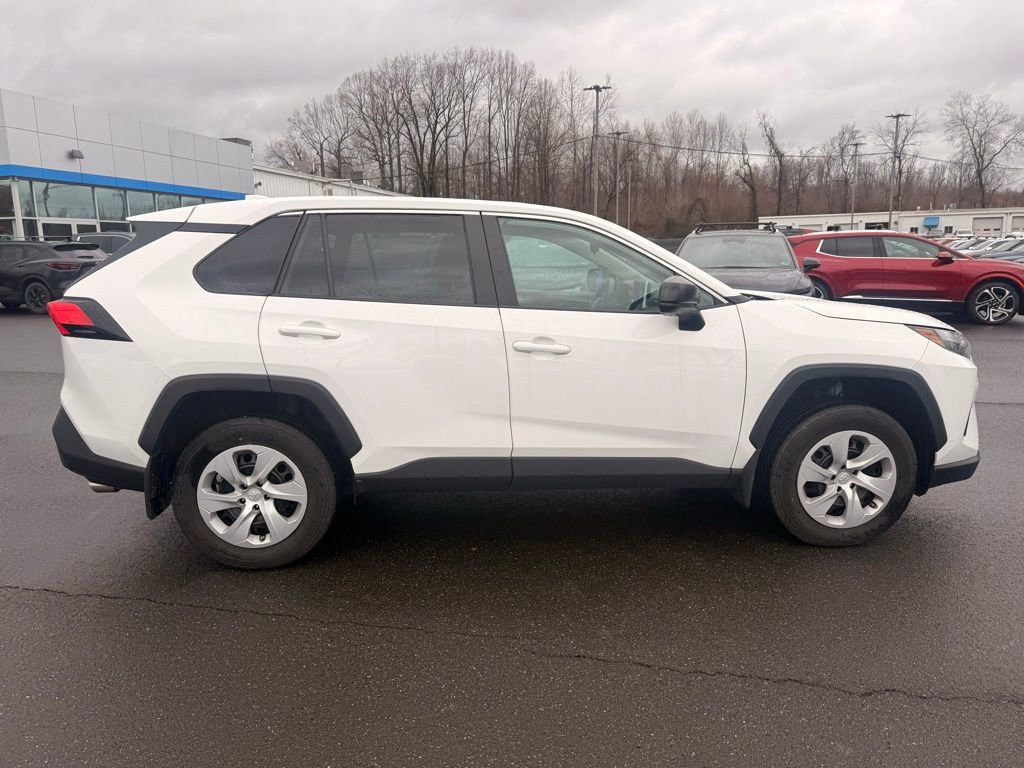Used 2024 Toyota RAV4 LE image 8
