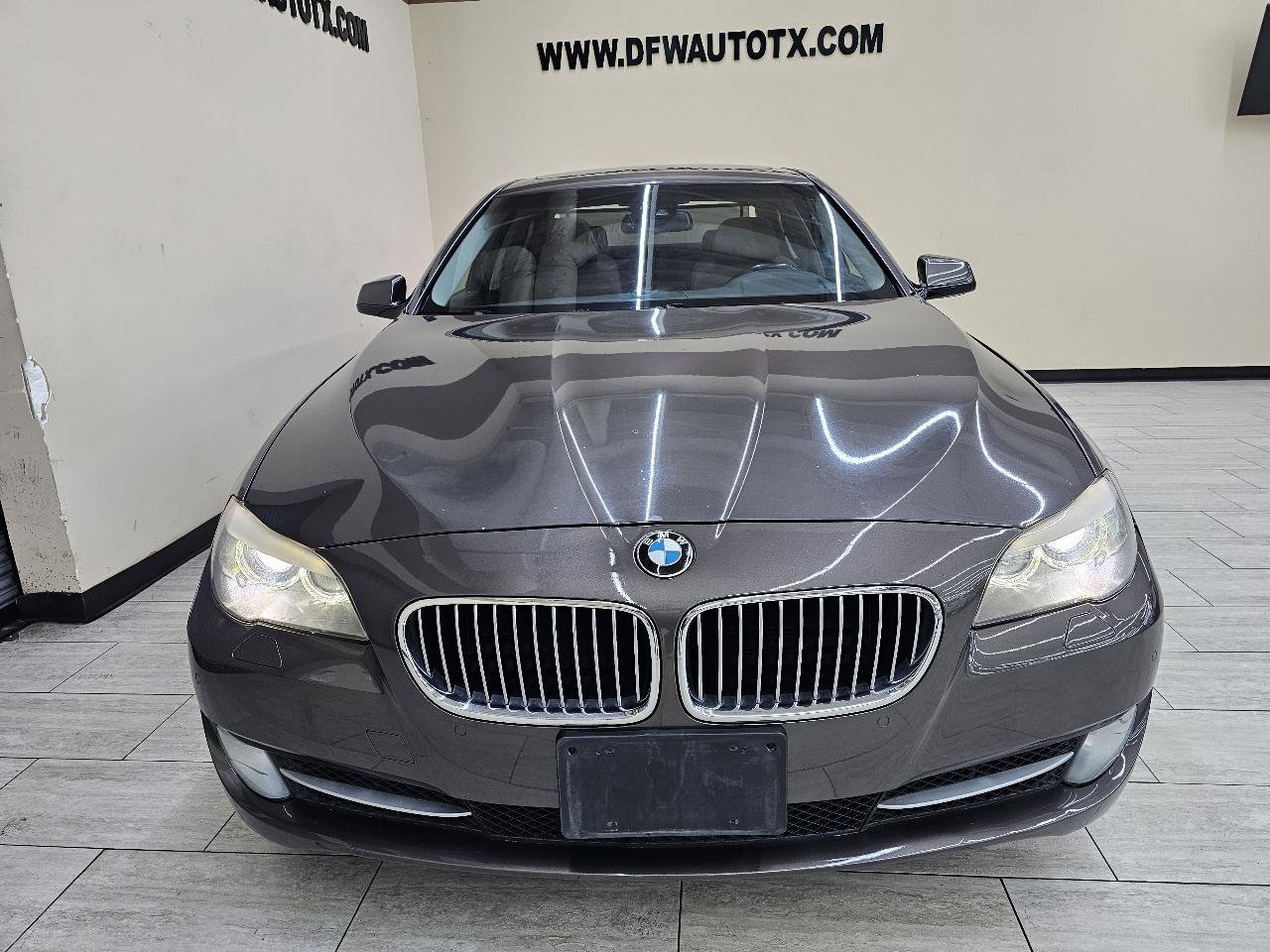 Used 2011 BMW 535i Sedan RWD image 3