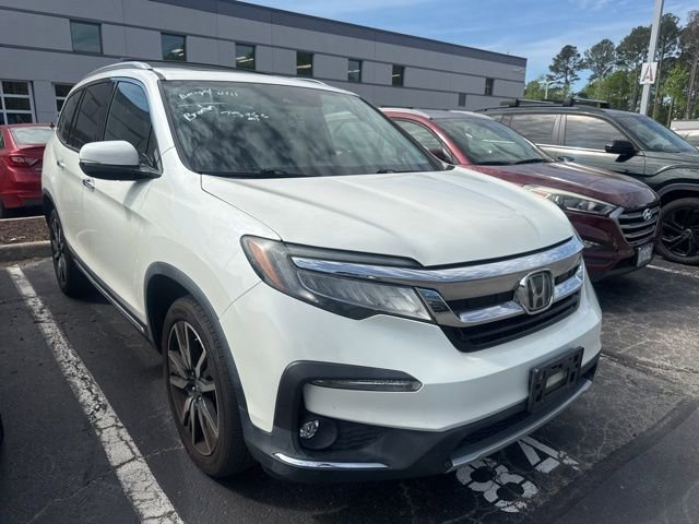 Used 2019 Honda Pilot Touring image 1
