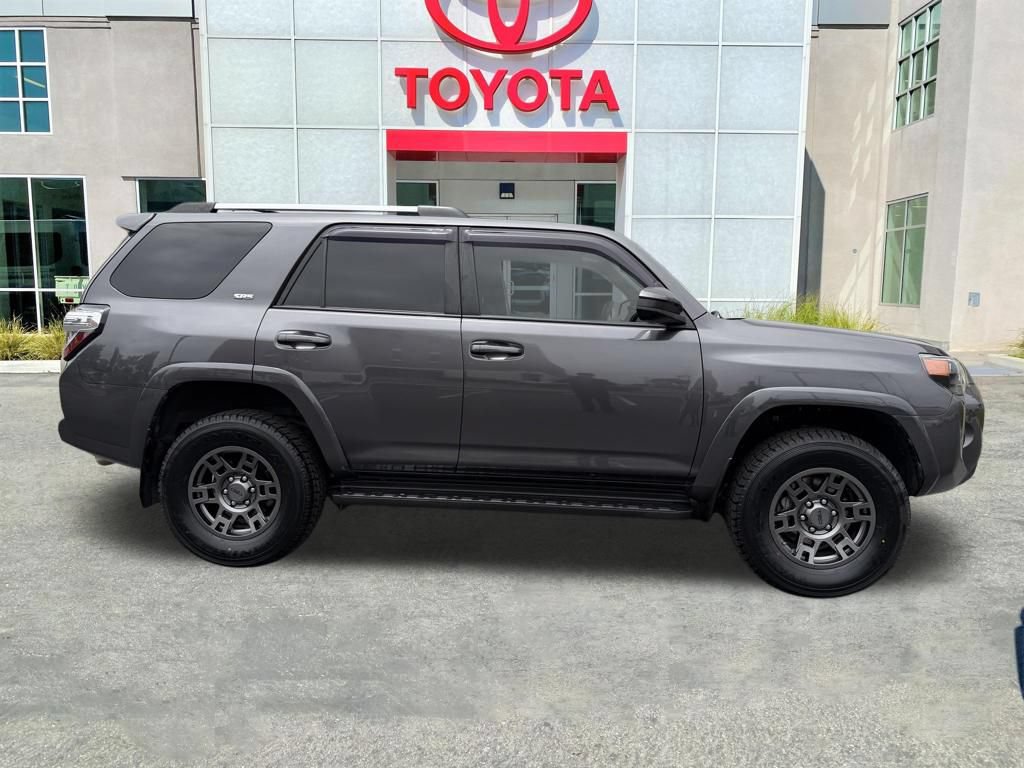 Used 2021 Toyota 4Runner SR5 RWD image 8