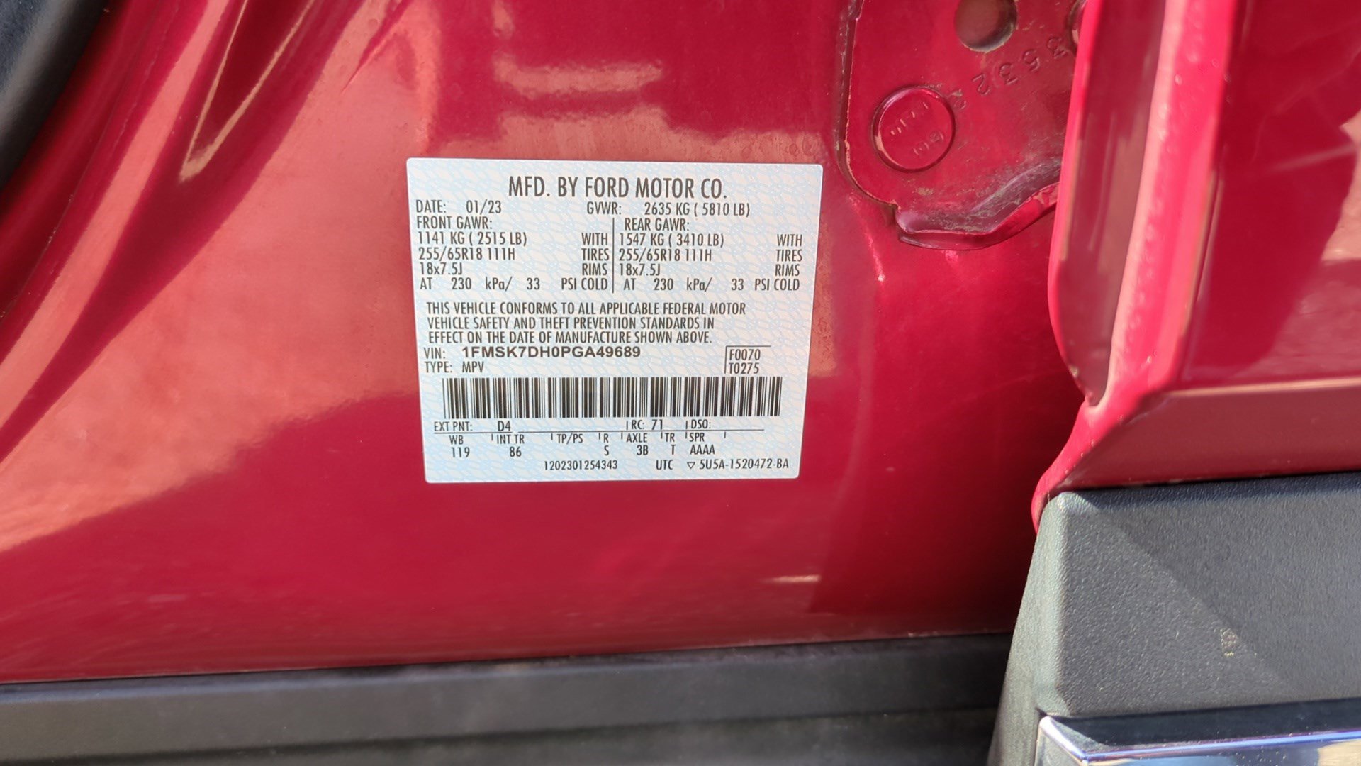 Used 2023 Ford Explorer XLT image 33