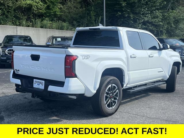 Used 2026 Toyota Tacoma TRD Sport AWD/4WD image 3