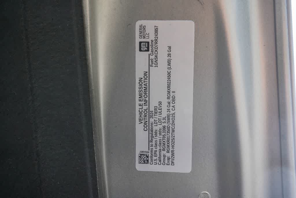 Used 2024 Chevrolet Suburban LT AWD/4WD image 28