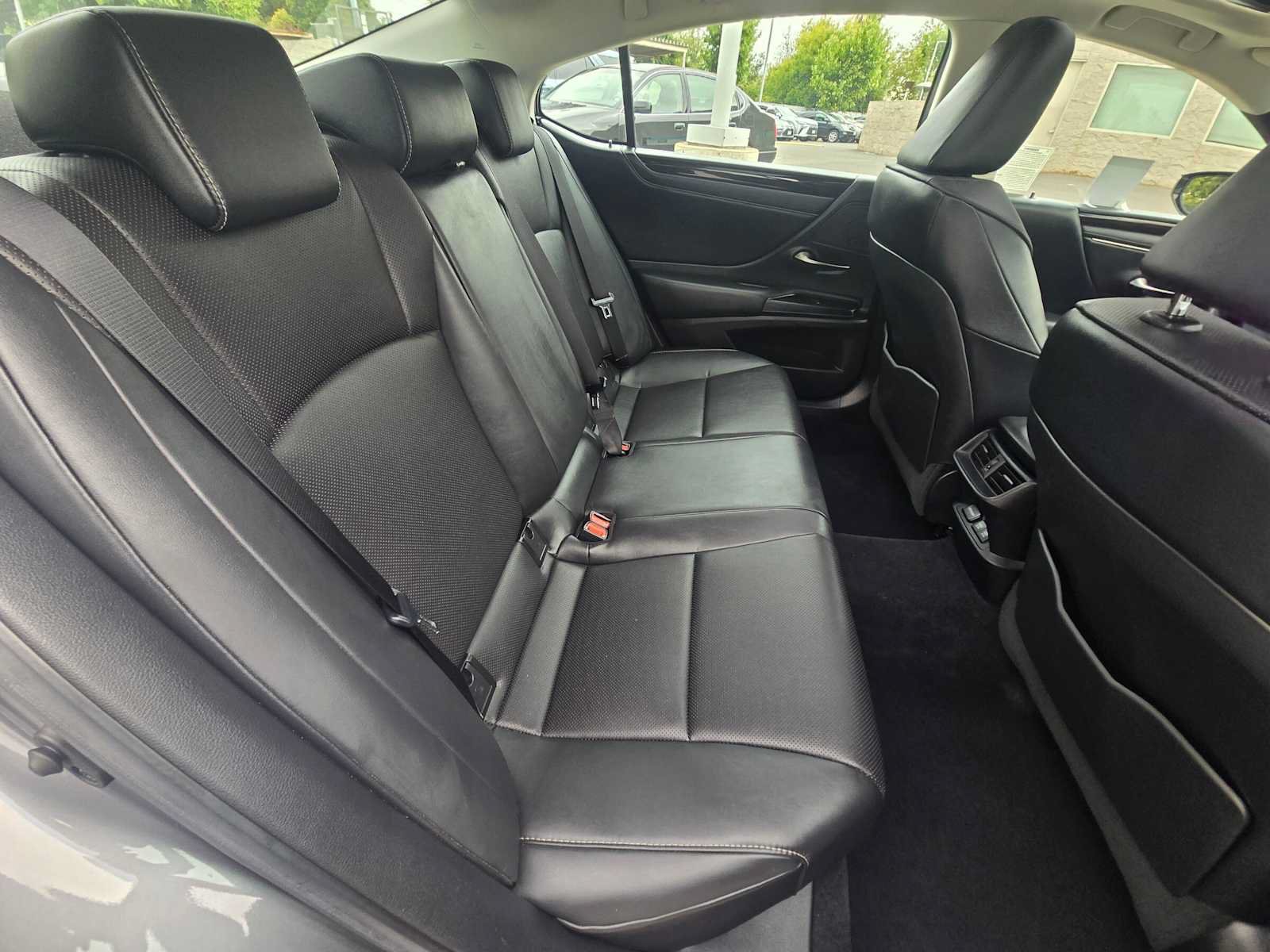 Used 2021 Lexus ES 350 w/ Premium Package FWD image 12