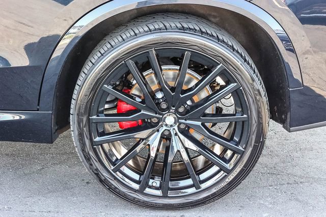 Used 2022 BMW X5 sDrive40i w/ M Sport Package RWD image 8