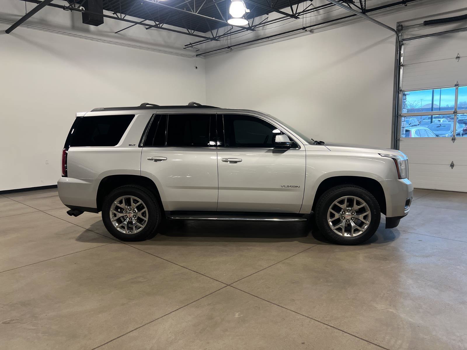 Used 2015 GMC Yukon SLT w/ Open Road Package image 2