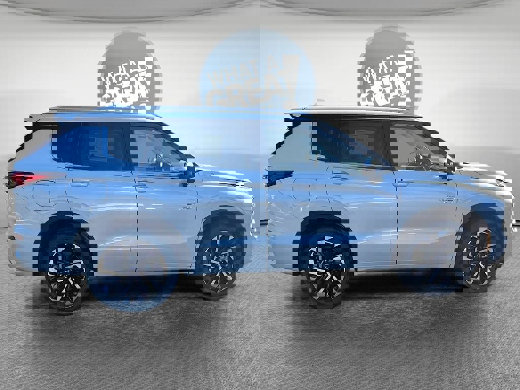 New 2025 Mitsubishi Outlander SEL image 8