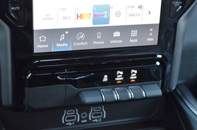 New 2026 RAM 1500 4x4 Crew Cab image 27