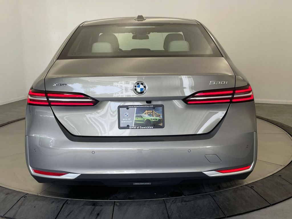 New 2027 BMW 530i xDrive AWD/4WD image 4