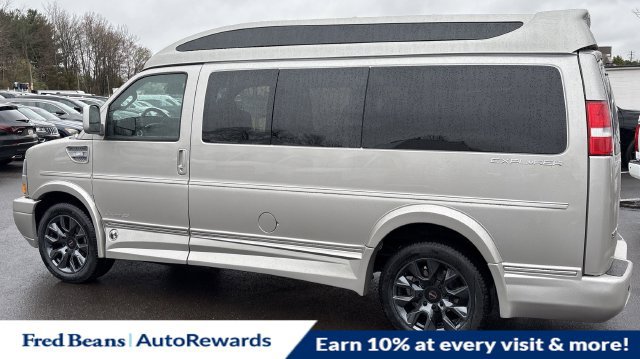 New 2025 GMC Savana 2500 w/ Driver Convenience Package RWD image 7