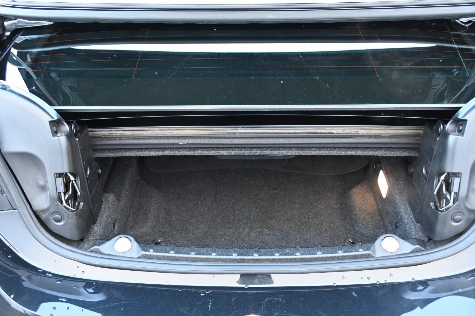 Used 2020 BMW M4 Convertible w/ Competition Package image 19