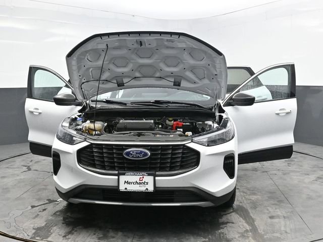Used 2023 Ford Escape Active w/ Tech Pack #1 FWD image 40