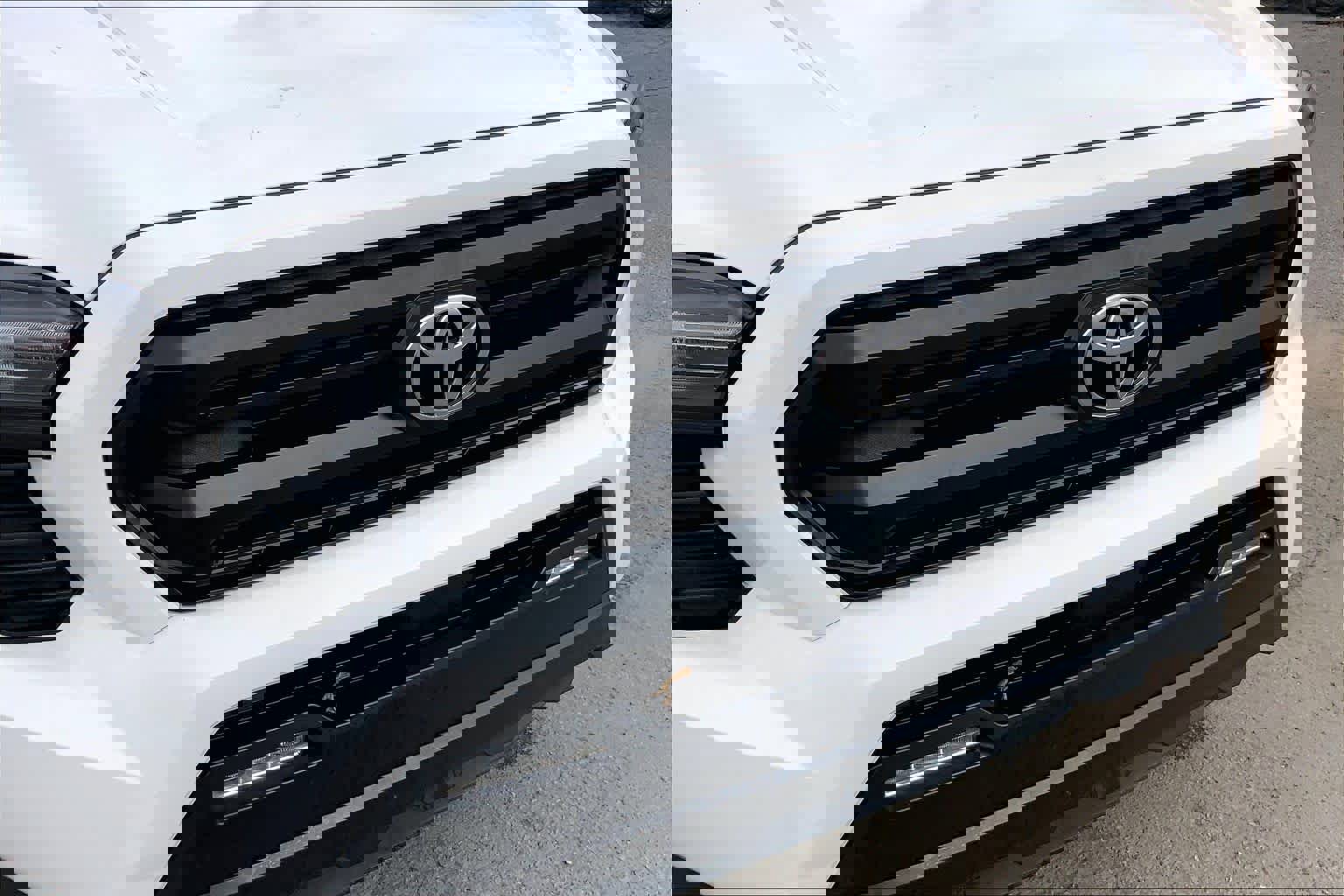 Used 2024 Toyota Tacoma SR5 image 28