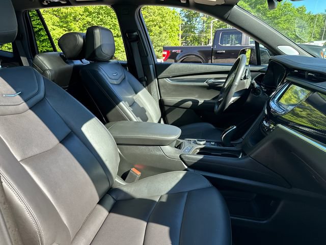 Used 2024 Cadillac XT6 Sport AWD/4WD image 17