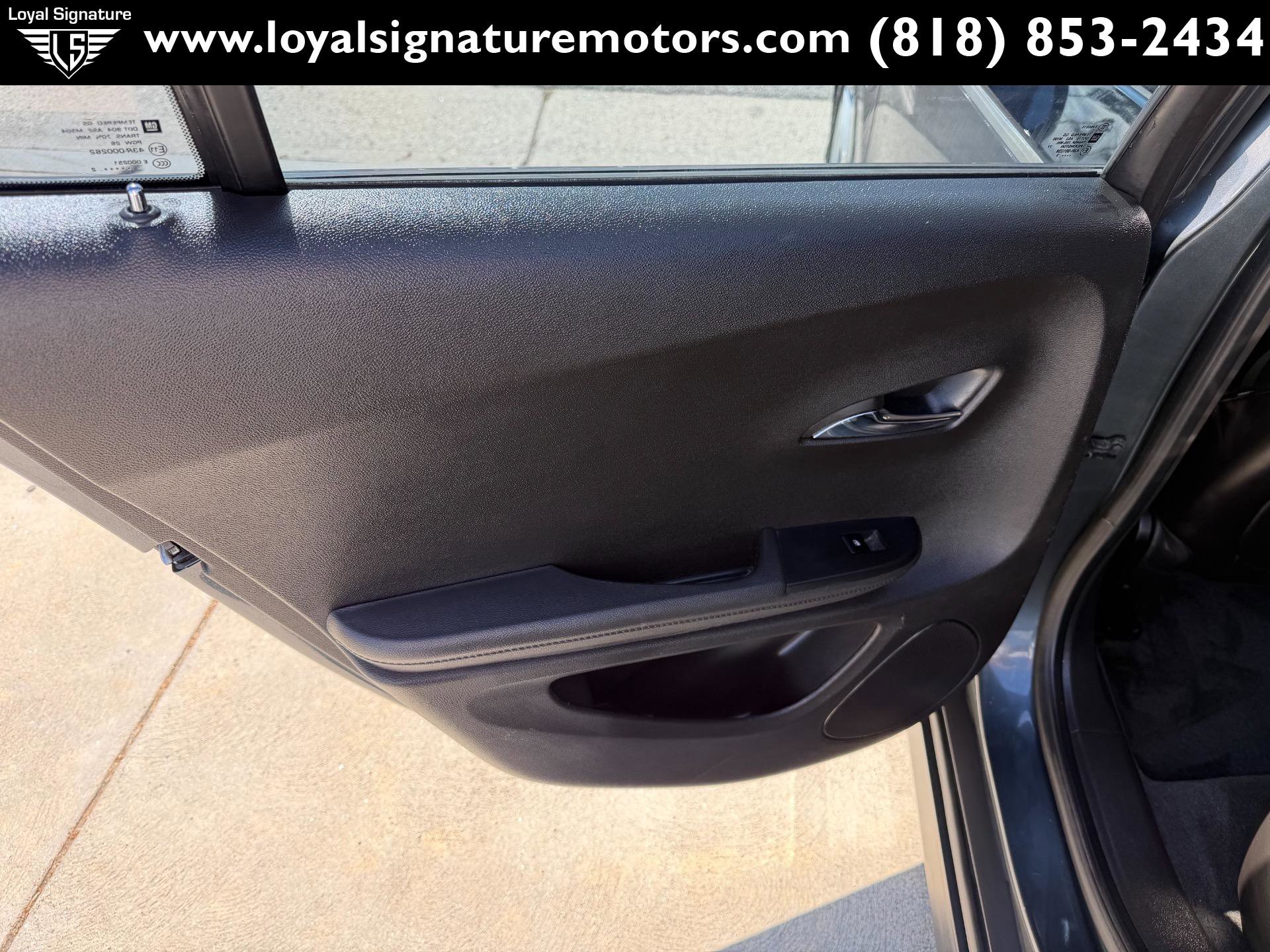 Used 2012 Chevrolet Volt Premium w/ Premium Trim Package FWD image 13