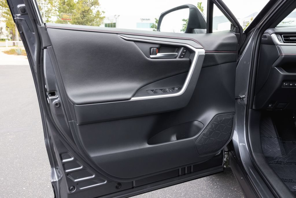 Certified 2025 Toyota RAV4 XSE AWD/4WD image 14