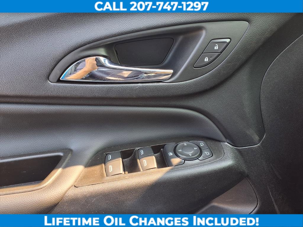 Used 2024 Chevrolet Equinox LT image 11