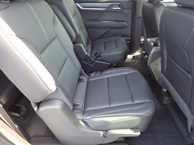 New 2027 GMC Acadia Elevation w/ Black Edition AWD/4WD image 23