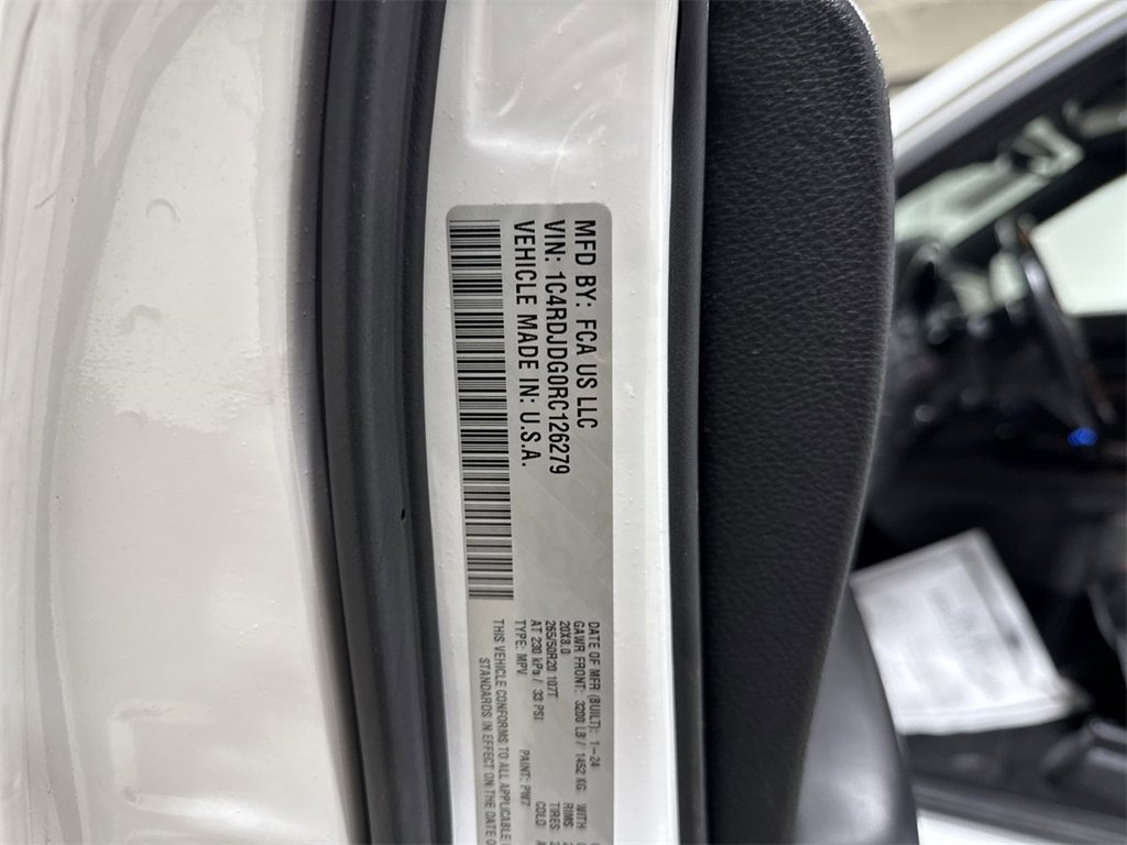 Used 2024 Dodge Durango GT image 29