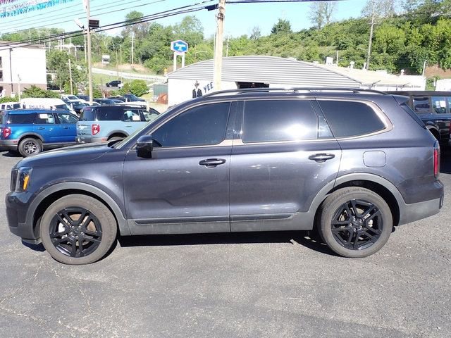 Used 2025 Kia Telluride SX Prestige X-Line AWD/4WD image 2