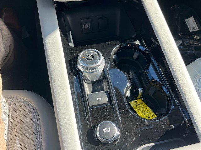 New 2026 Ford Explorer Platinum w/ LUX Leather Package image 21