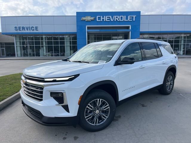 New 2026 Chevrolet Traverse LT FWD image 2