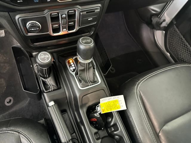 Used 2023 Jeep Wrangler Unlimited Sahara w/ Cold Weather Group image 20