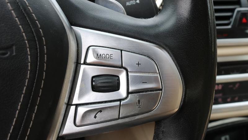 Used 2016 BMW 740i RWD image 11