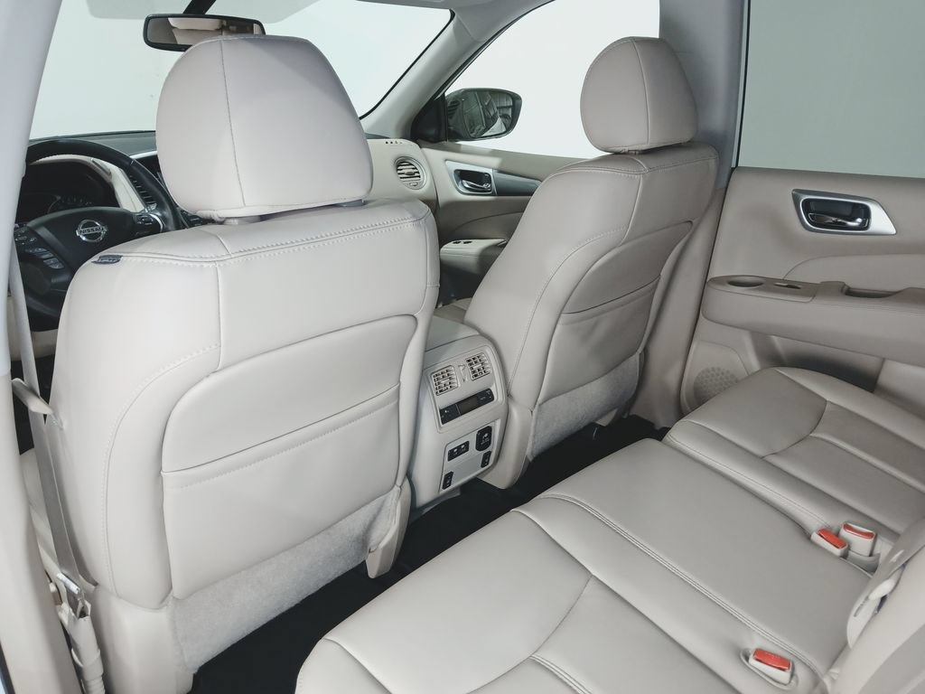 Used 2019 Nissan Pathfinder SL AWD/4WD image 15