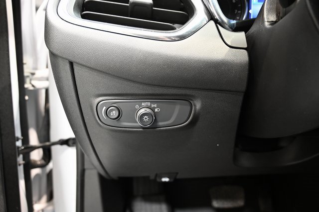 Used 2022 Chevrolet Equinox LT image 24