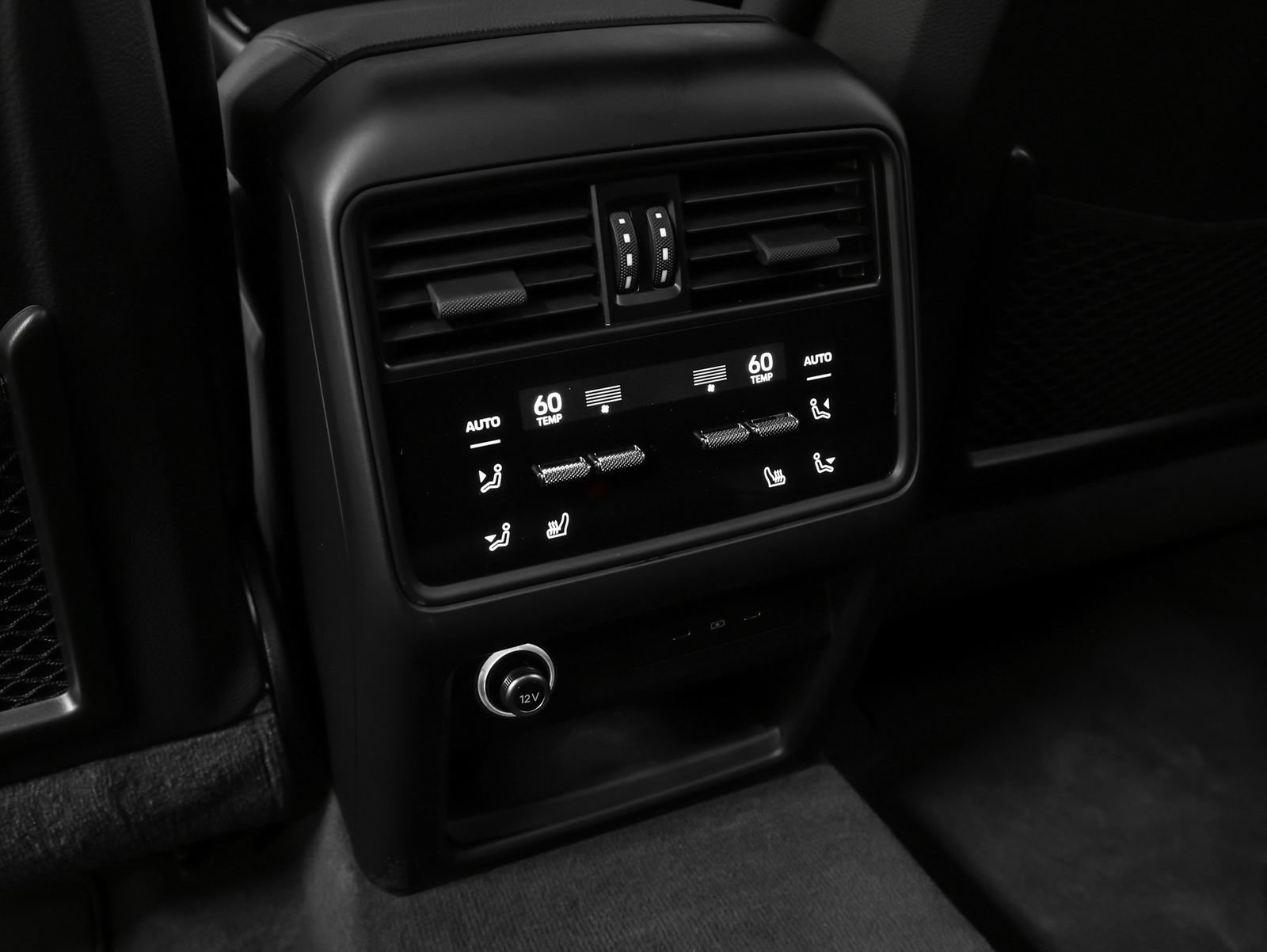 Certified 2024 Porsche Cayenne AWD/4WD image 45