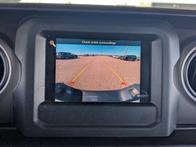 Used 2022 Jeep Gladiator Sport image 14