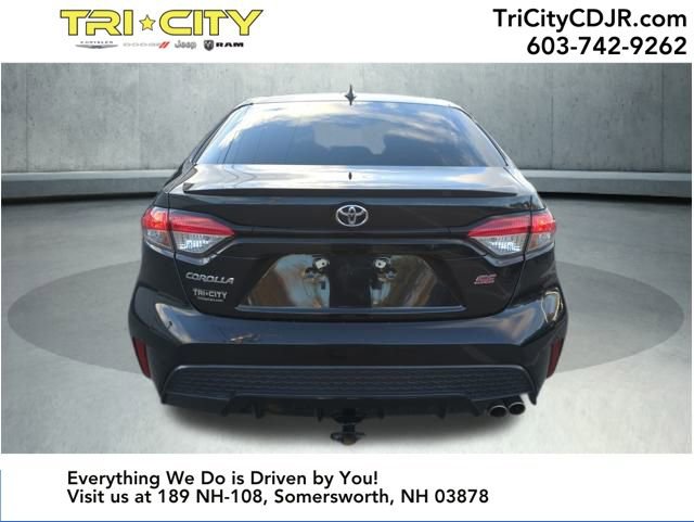 Used 2022 Toyota Corolla SE image 4