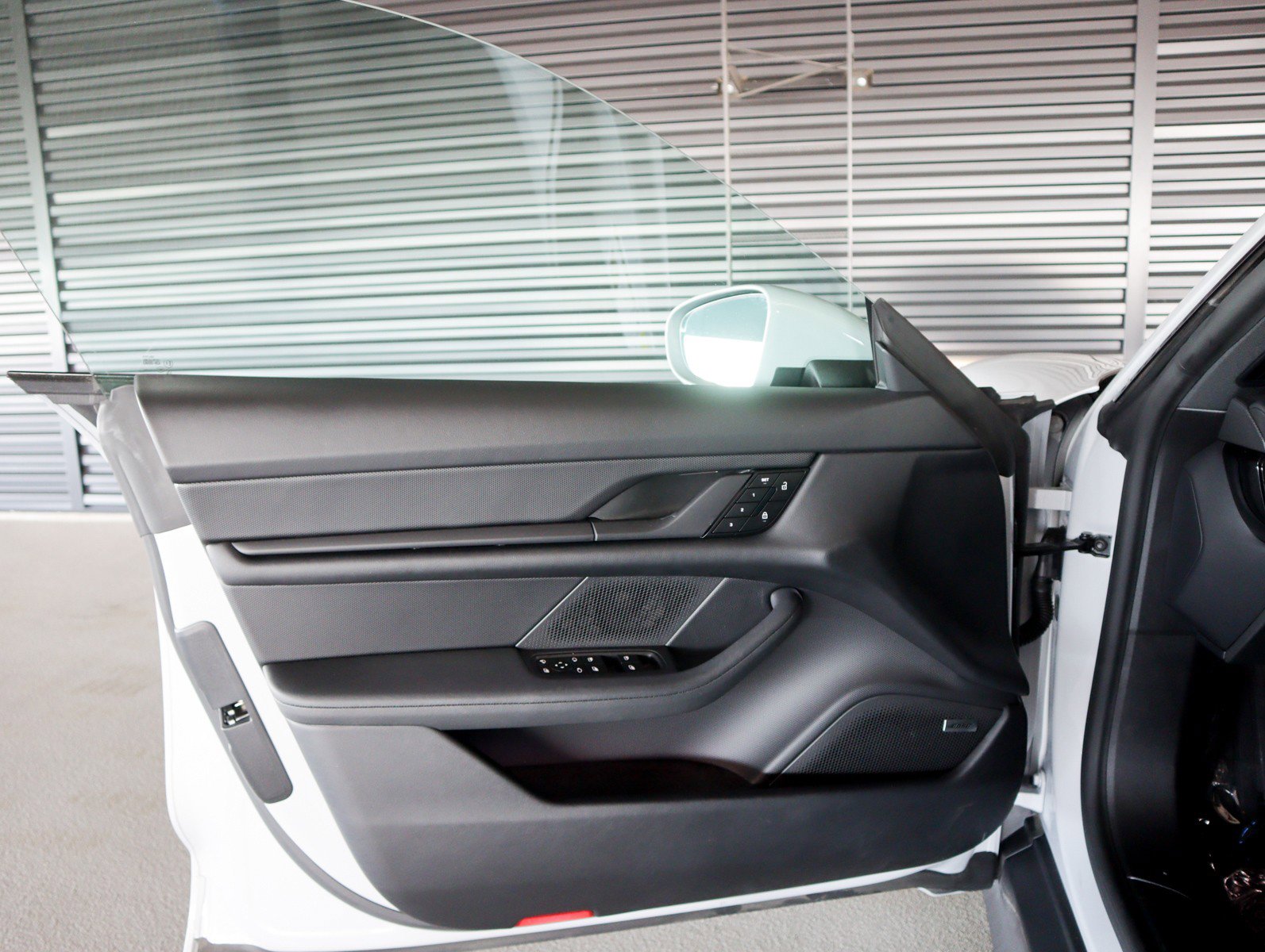 Certified 2024 Porsche Taycan image 25