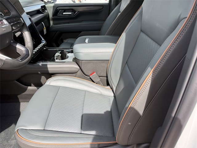 New 2026 GMC Yukon AT4 image 15