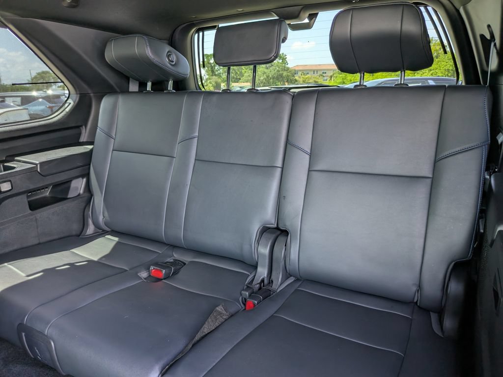 Used 2025 Toyota Sequoia Platinum AWD/4WD image 23