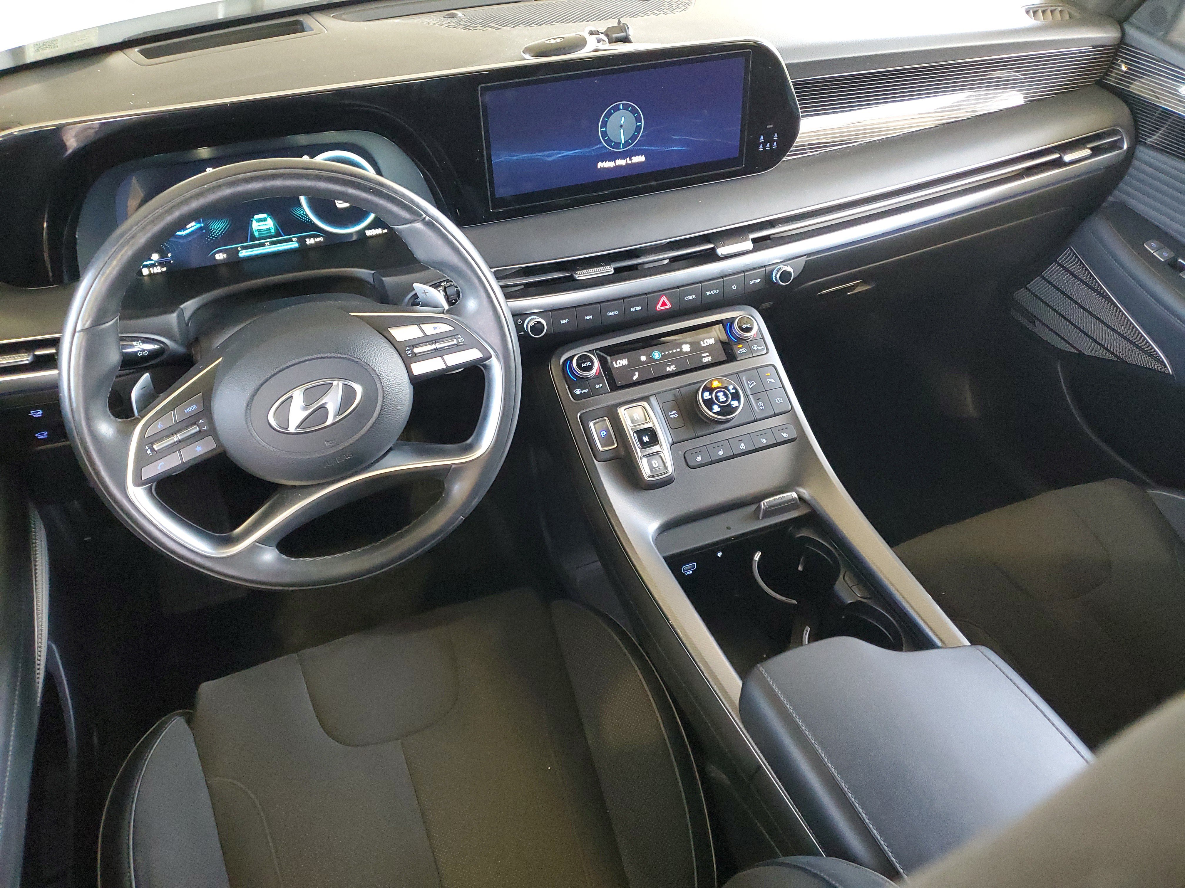 Used 2024 Hyundai Palisade Calligraphy AWD/4WD image 13