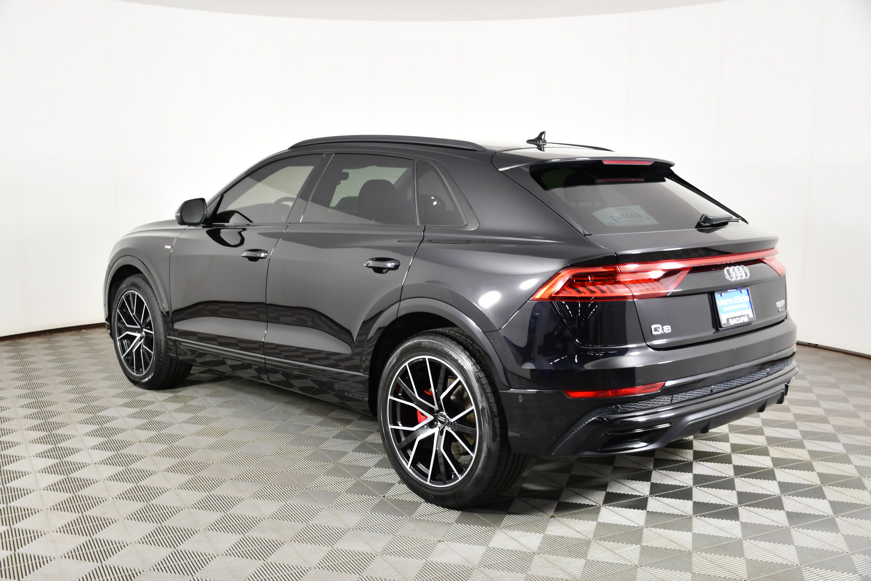 Used 2020 Audi Q8 Premium Plus w/ Premium Plus Package AWD/4WD image 8