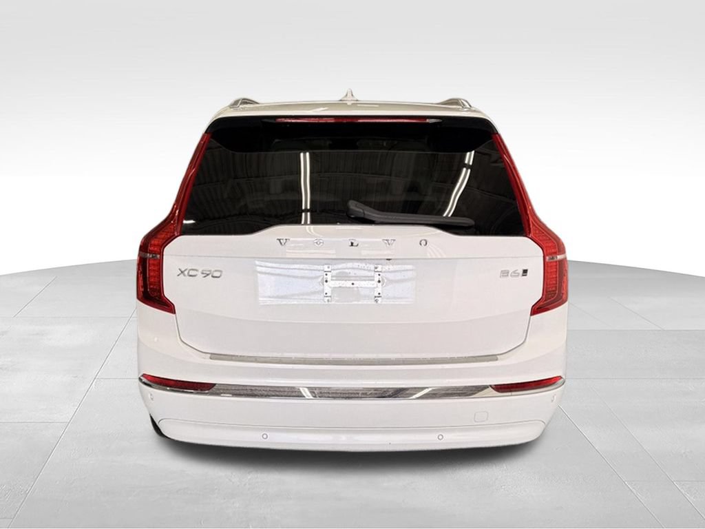 Used 2024 Volvo XC90 B6 Ultimate w/ Protection Package Premier AWD/4WD image 4