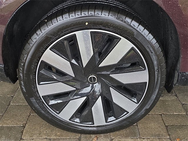 New 2025 Volvo EX90 Plus w/ Protection Package Premier image 34