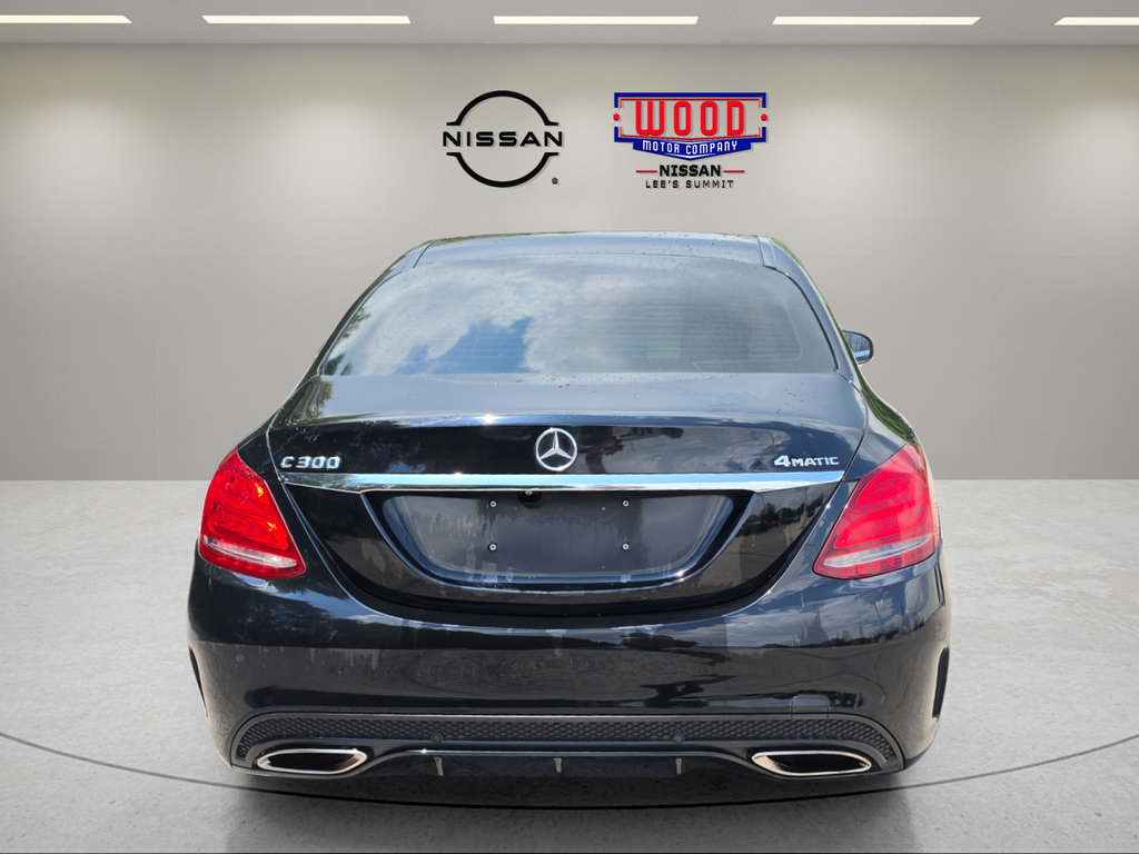 Used 2015 Mercedes-Benz C 300 4MATIC Sedan image 3
