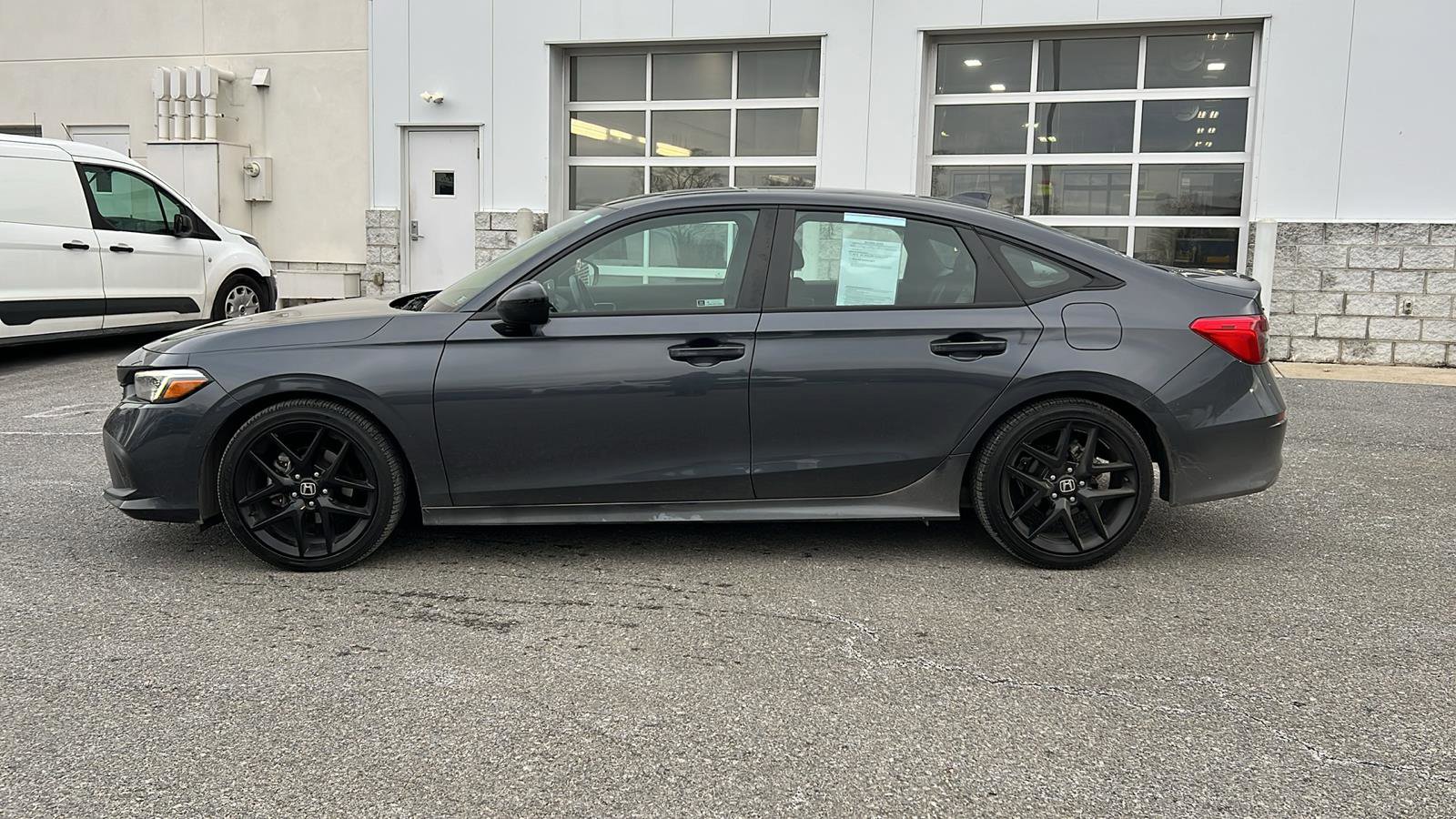 Used 2024 Honda Civic Sport image 6