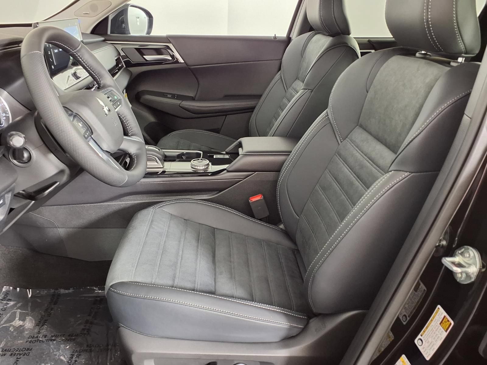 New 2026 Mitsubishi Outlander SE FWD image 19