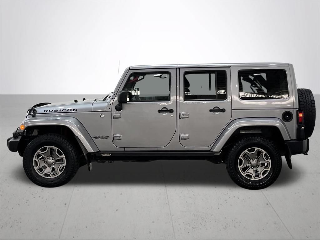 Used 2015 Jeep Wrangler Unlimited Rubicon w/ Connectivity Group AWD/4WD image 15