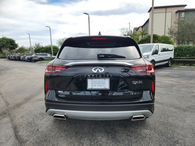 Used 2025 INFINITI QX50 Luxe image 9