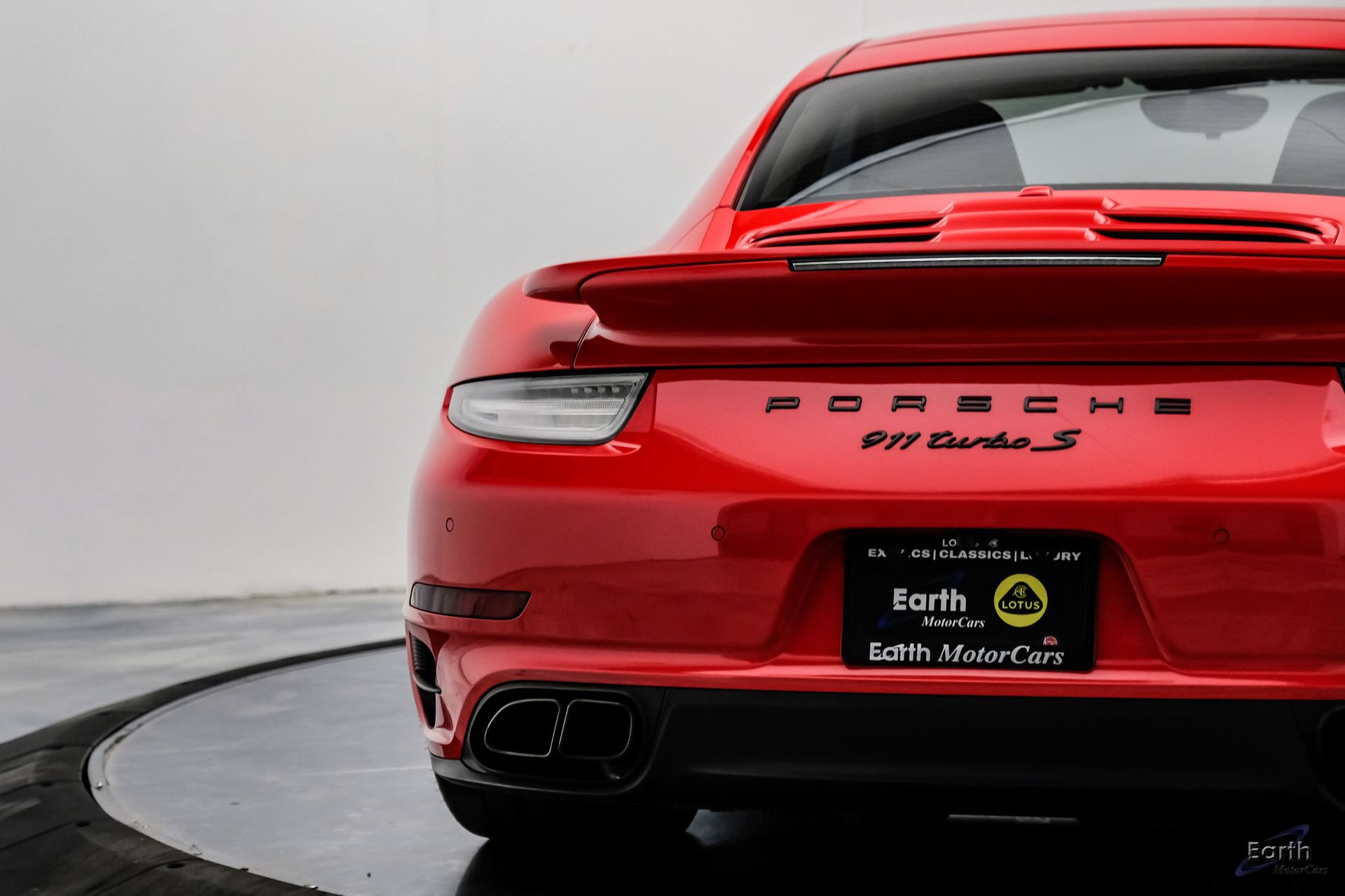 Used 2014 Porsche 911 Turbo S AWD/4WD image 16